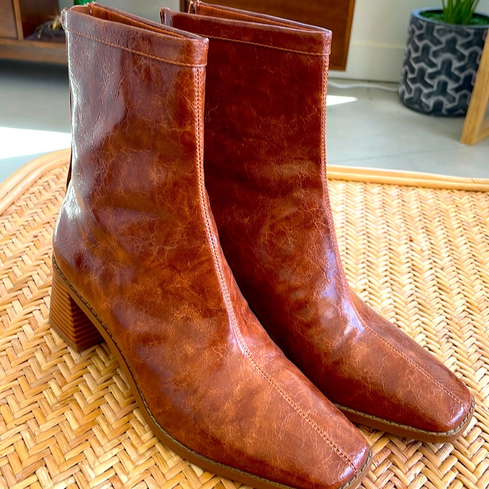 Above ankle square toed gogo boots